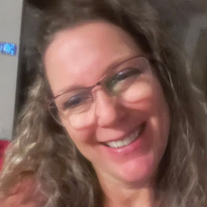 Meet your Posher, Abigail